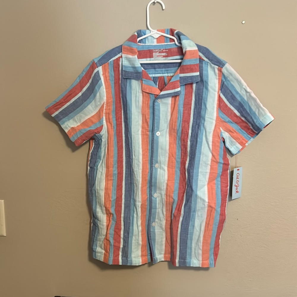 Boys cat and Jack red and blue shirt